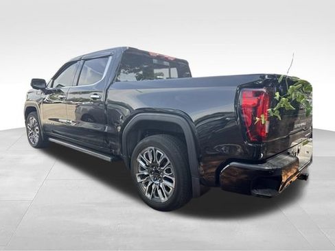Used 2024 GMC Sierra 1500 Denali Ultimate AWD/4WD image 9