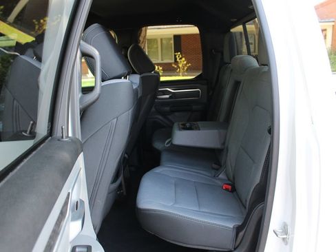Used 2021 RAM 1500 Big Horn AWD/4WD image 13