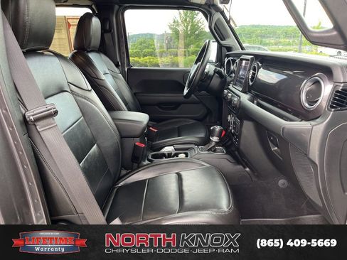 Used 2020 Jeep Wrangler Unlimited Sahara AWD/4WD image 25
