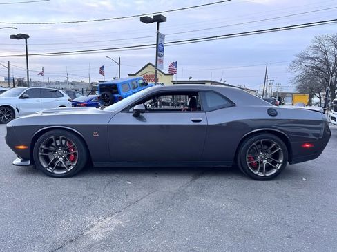 Used 2022 Dodge Challenger R/T Scat Pack w/ Dynamics Package image 5
