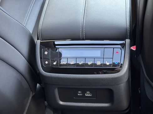 Used 2025 INFINITI QX60 Luxe image 10