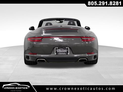 Used 2017 Porsche 911 Carrera 4 AWD/4WD image 6