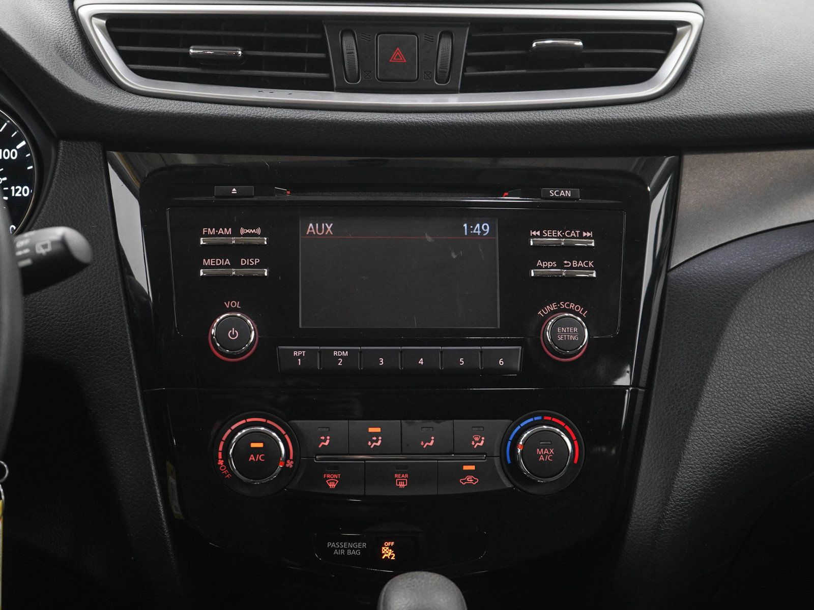 Used 2016 Nissan Rogue S AWD/4WD image 17