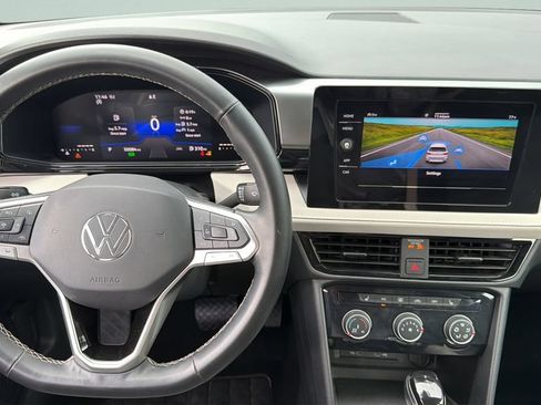 Used 2025 Volkswagen Taos S AWD/4WD image 18