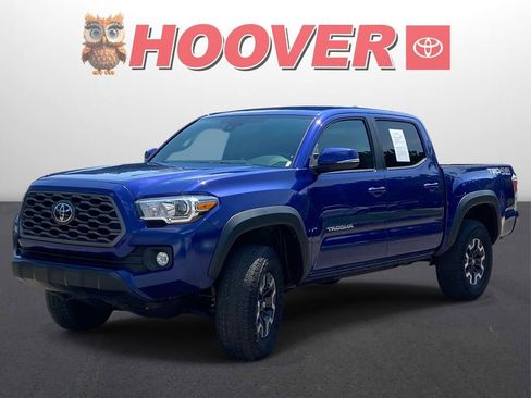 Used 2023 Toyota Tacoma TRD Off-Road w/ Technology Package AWD/4WD image 5