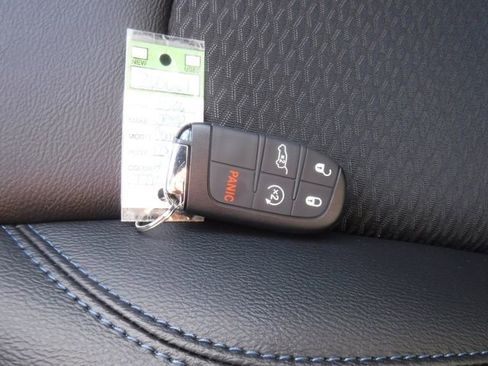 New 2026 Jeep Compass Latitude w/ Quick Order Package 29K image 37