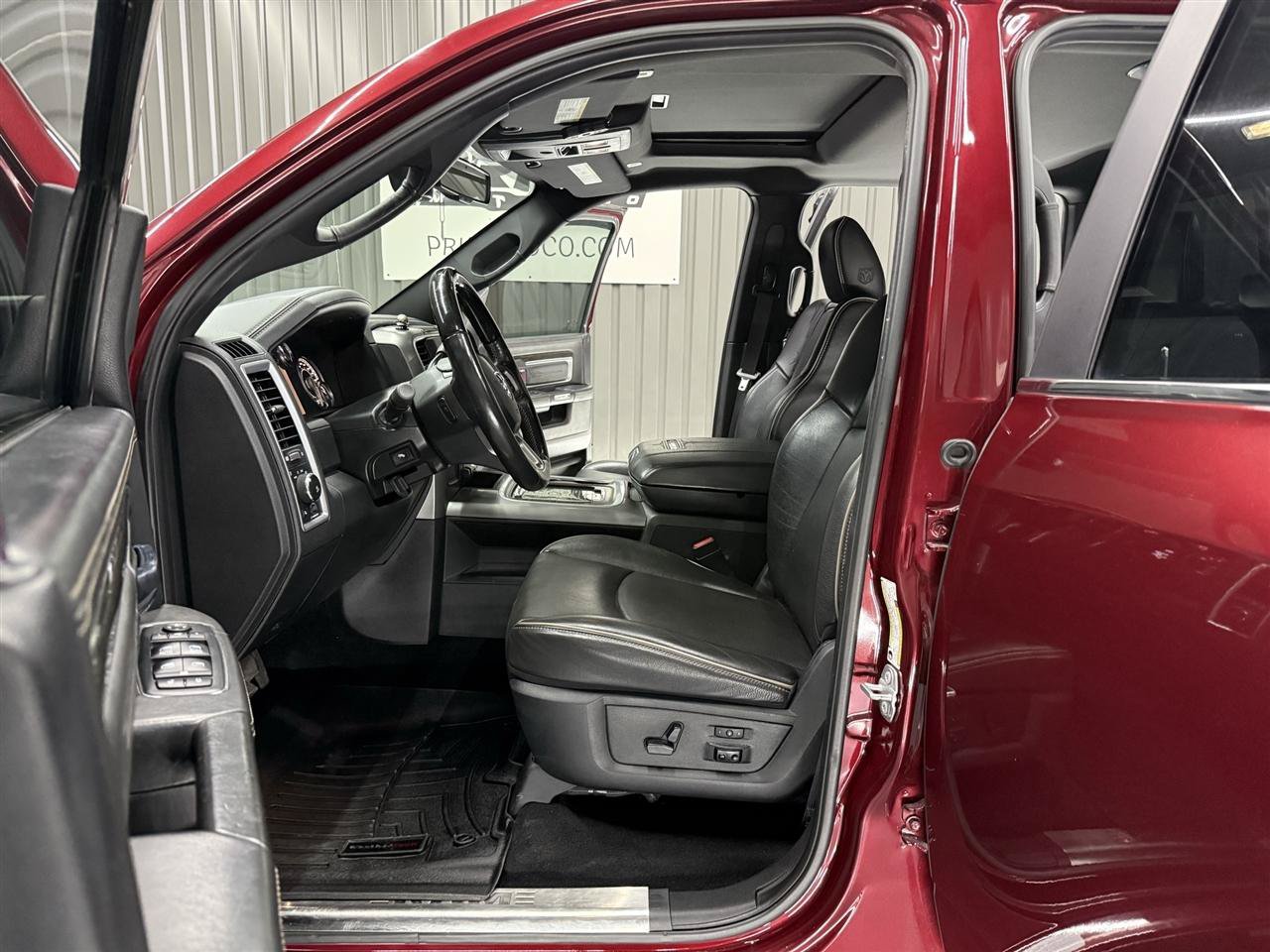 Used 2018 RAM 3500 Laramie Longhorn AWD/4WD image 19