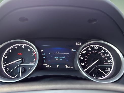 Used 2023 Toyota Camry LE image 19