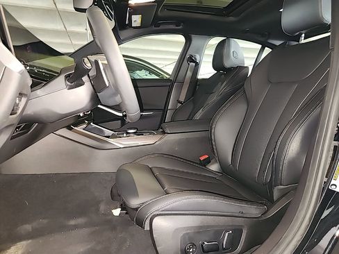 Used 2026 BMW 330i Sedan w/ Premium Package RWD image 2