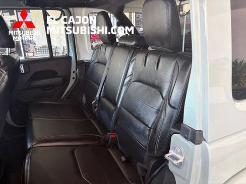 Used 2023 Jeep Wrangler Unlimited Sahara AWD/4WD image 13