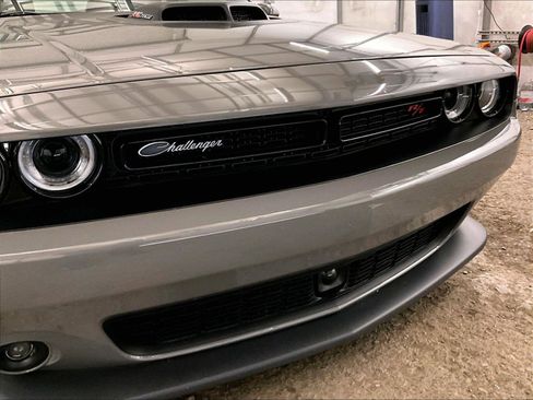Used 2018 Dodge Challenger R/T Scat Pack RWD image 29