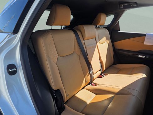 Certified 2023 Lexus RX 350 Premium w/ Accessory Package (Z1) image 21