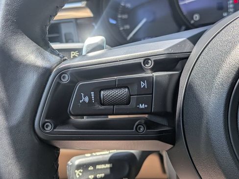 Used 2022 Porsche Macan AWD/4WD image 24