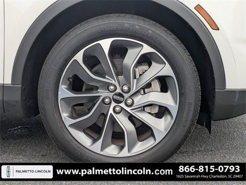 Used 2021 Lincoln Nautilus Reserve w/ Cargo Utility Package image 11