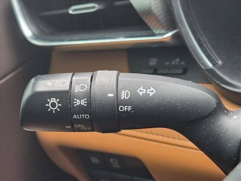 Used 2021 Toyota Highlander Platinum AWD/4WD image 10