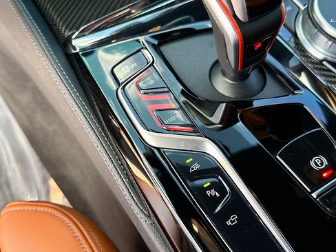 Used 2022 BMW M5 w/ Competition Package image 31