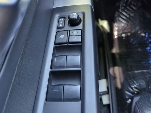 Used 2024 Toyota Tundra Platinum image 23