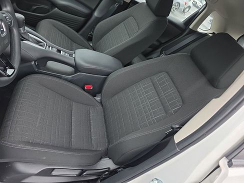 Certified 2023 Honda HR-V LX image 10