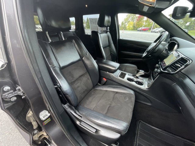 Used 2020 Jeep Grand Cherokee Altitude AWD/4WD image 28