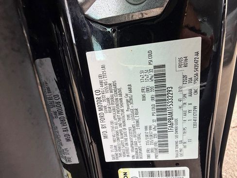 Used 2015 Ford Mustang Coupe image 23