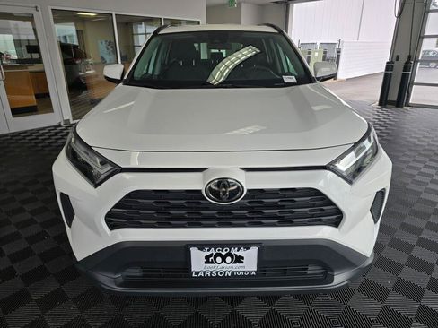 Used 2023 Toyota RAV4 XLE AWD/4WD image 8