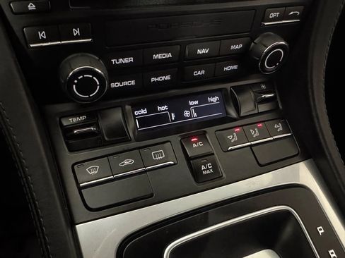 Used 2018 Porsche 718 Cayman image 17