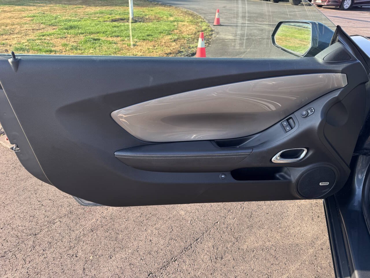 Used 2010 Chevrolet Camaro LT RWD image 13