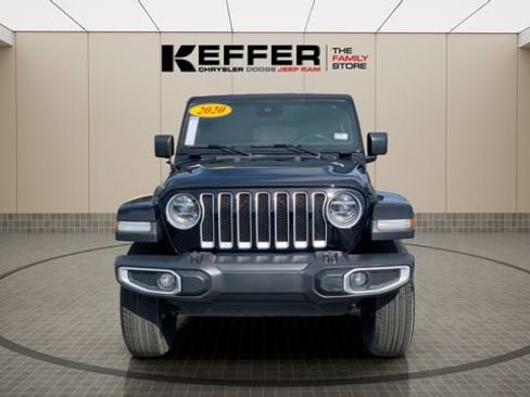 Certified 2020 Jeep Wrangler Unlimited Sahara image 32