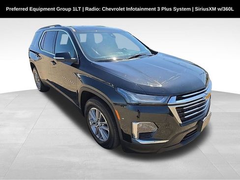 Used 2023 Chevrolet Traverse LT AWD/4WD image 1