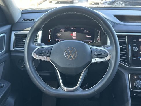 Used 2023 Volkswagen Atlas SE image 21