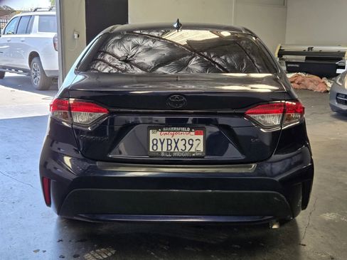 Used 2022 Toyota Corolla LE w/ Carpet Mat Package (TMS) FWD image 3