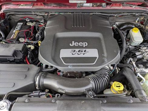 Used 2013 Jeep Wrangler Rubicon w/ PWR Convenience Group image 20