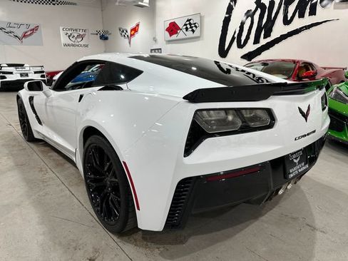 Used 2016 Chevrolet Corvette Z06 w/ Battery Protection Package RWD image 4