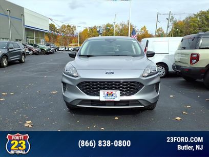 Certified 2022 Ford Escape SE