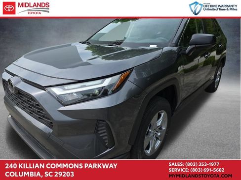 Used 2025 Toyota RAV4 LE AWD/4WD image 1