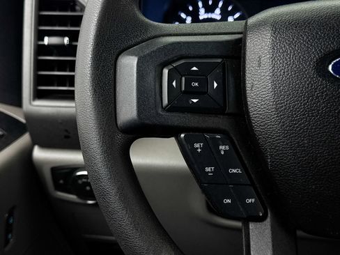 Used 2017 Ford F250 XL w/ Power Equipment Group AWD/4WD image 25