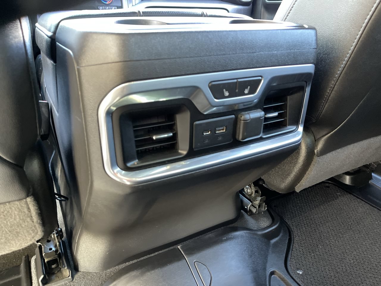 Used 2021 GMC Sierra 1500 AT4 w/ AT4 Preferred Package AWD/4WD image 21