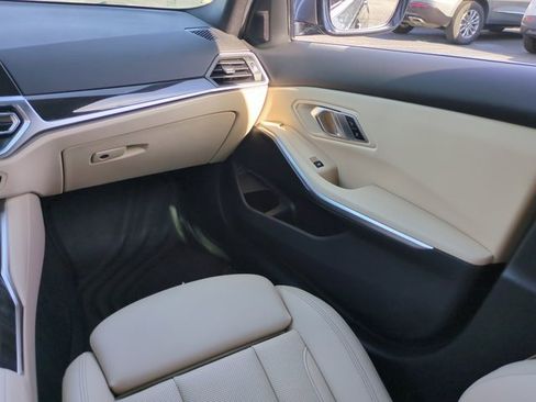 Used 2022 BMW 330i Sedan w/ Driving Assistance Package image 16