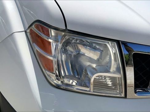 Used 2019 Nissan Frontier S RWD image 27