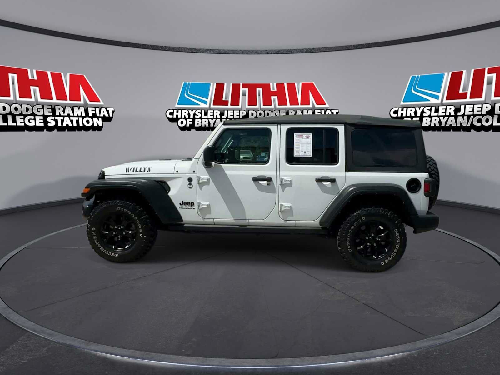 Used 2023 Jeep Wrangler Unlimited Sport AWD/4WD image 5