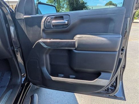 Used 2021 Chevrolet Silverado 1500 LTZ AWD/4WD image 18