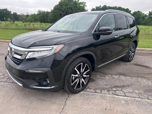 Used 2022 Honda Pilot Touring image 2