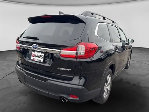 Used 2022 Subaru Ascent Premium w/ Convenience Package AWD/4WD image 3