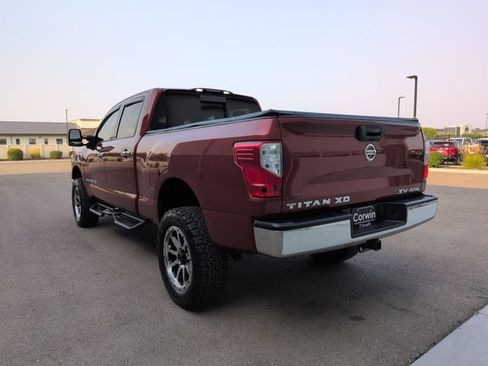 Used 2019 Nissan Titan SV AWD/4WD image 5