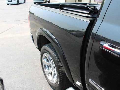 Used 2017 RAM 1500 Laramie w/ Convenience Group AWD/4WD image 2