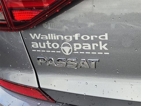 Used 2019 Volkswagen Passat 2.0T SE R-Line image 28