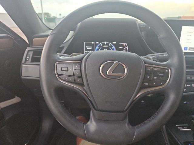 Used 2025 Lexus ES 350 w/ Premium Package FWD image 14
