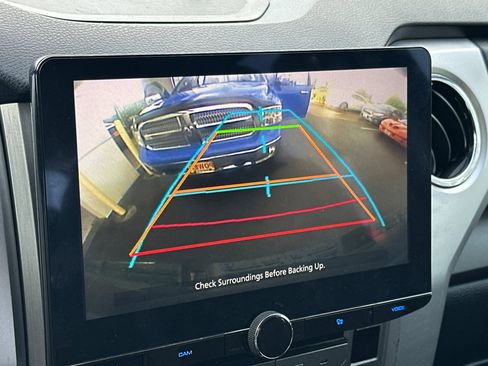 Used 2014 Toyota Tundra SR5 w/ SR5 Upgrade Package image 18