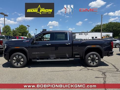 New 2026 GMC Sierra 2500 Denali w/ Denali Reserve Package AWD/4WD image 2
