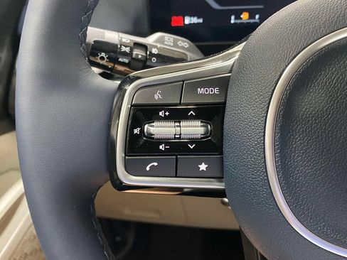 New 2026 Kia Carnival SX Prestige FWD image 23